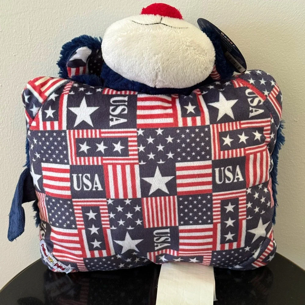 NWT 2018 Cracker Barrel Americana Pup Pillow Pet USA Flag Exclusive 13x13